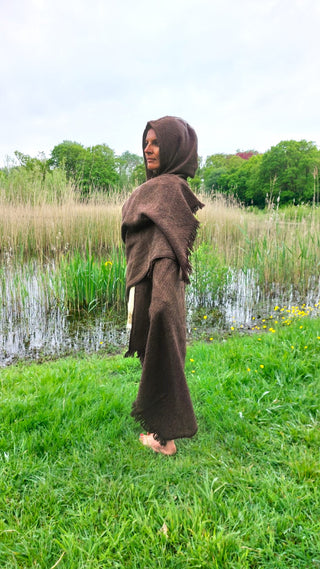 Taavi Hooded Shawl Earth