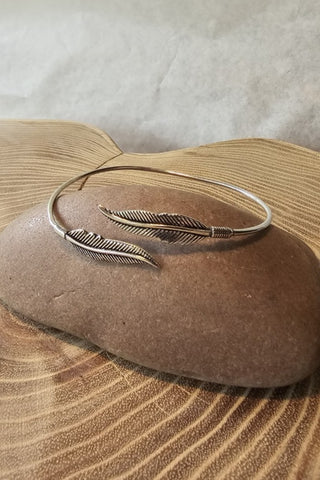 Double Feathers Bracelet Silverplated Brass