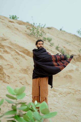 Khullu Shawl Black