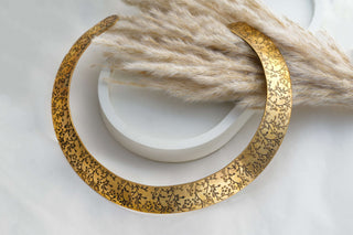 Flower Choker Brass