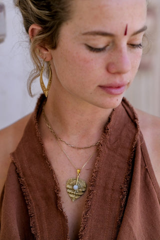 Leaf Pendant Brass