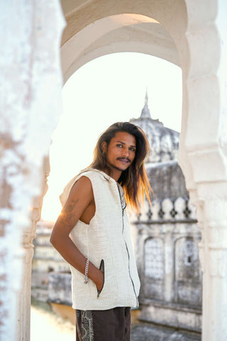 Oryn Vest Natural