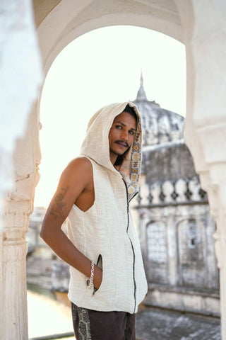 Oryn Vest Natural