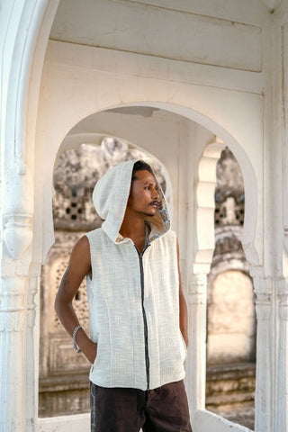 Oryn Vest Natural