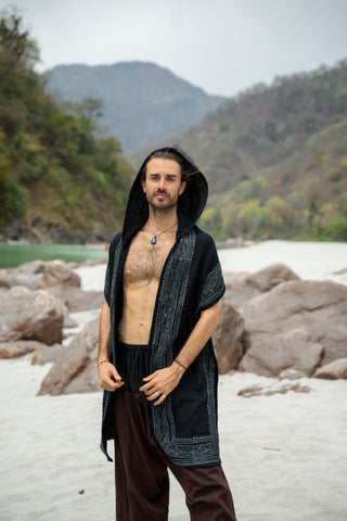 Tenal Hooded Cape Black
