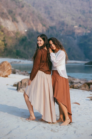 Izel Skirt Earth