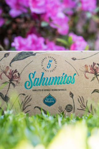 Sahumitos Smudge Sticks White Yagra box of 5